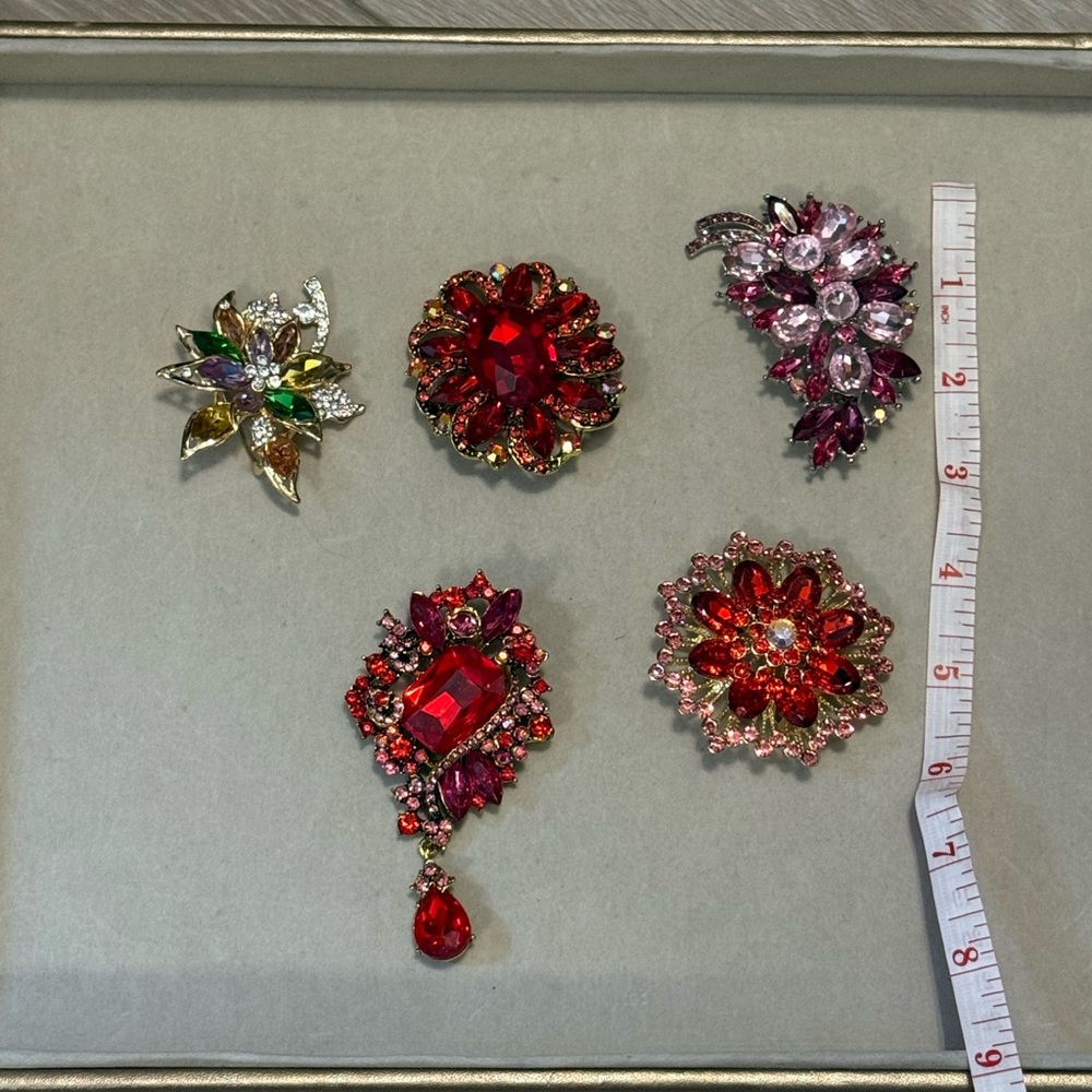 Vintage-Inspired Red and Pink Rhinestone Brooch Lot -